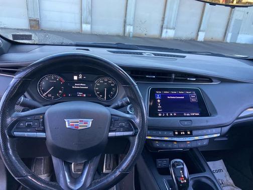 2020 Cadillac XT4 Sport