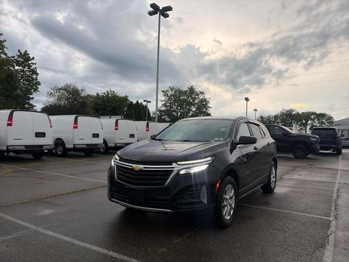 Mosaic Black Metallic 2022 Chevrolet Equinox 1LT