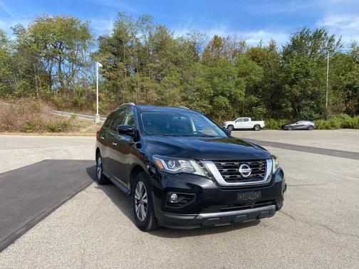 2019 Nissan Pathfinder SL
