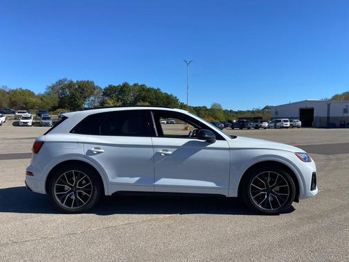2024 Audi SQ5 3.0T Premium Plus