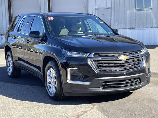 2023 Chevrolet Traverse LS