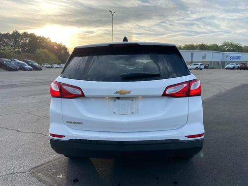 2021 Chevrolet Equinox LS