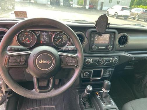 2021 Jeep Wrangler Sport