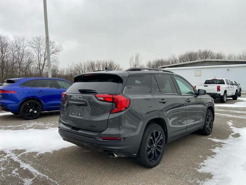 2020 GMC Terrain SLT