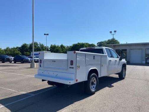 2025 Chevrolet Silverado 3500 WT