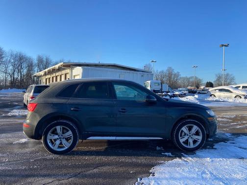 2018 Audi Q5 2.0T Premium