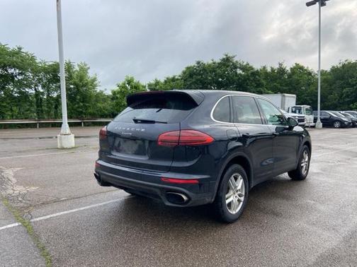 2018 Porsche Cayenne Base