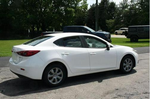 2015 Mazda Mazda3 i Sport
