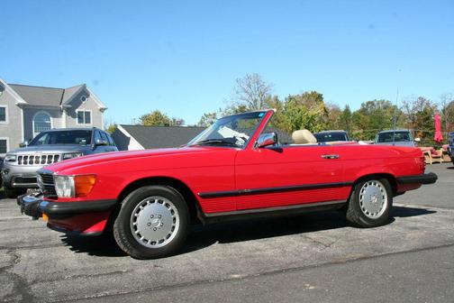 1988 Mercedes-Benz 560SL Base