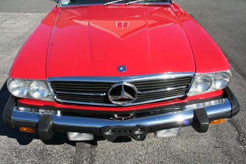 1988 Mercedes-Benz 560SL Base