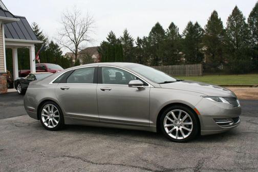 2015 Lincoln MKZ Base