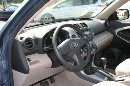 2006 Toyota RAV4 Sport