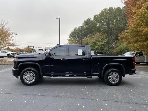 2022 Chevrolet Silverado 2500 High Country