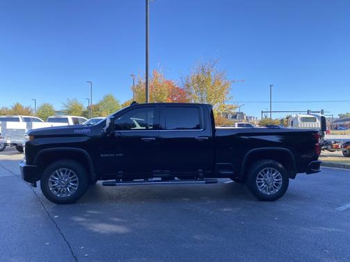 2022 Chevrolet Silverado 2500 High Country