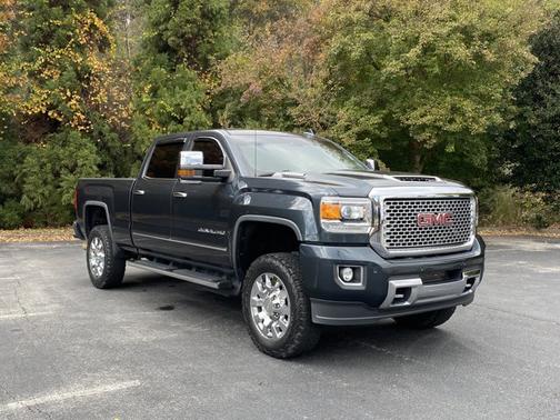2017 GMC Sierra 2500 Denali