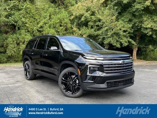 2026 Chevrolet Traverse FWD LT