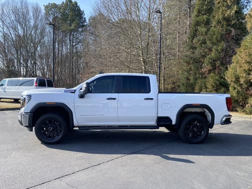 2024 GMC Sierra 2500 Pro