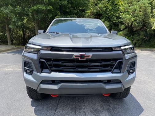 2024 Chevrolet Colorado 2WD LT