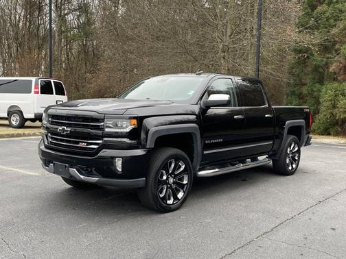 2018 Chevrolet Silverado 1500 2LZ