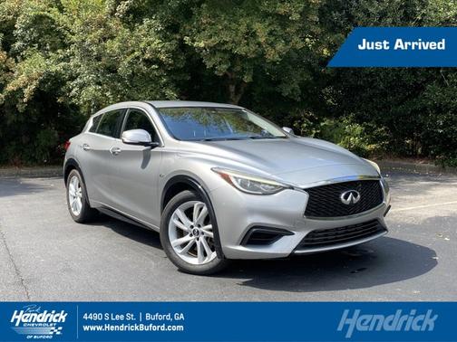 2018 INFINITI QX30 Luxury