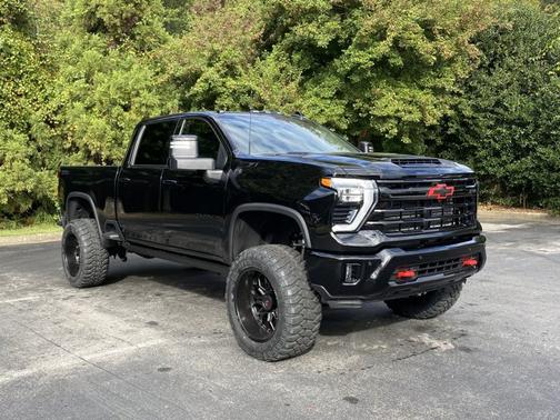 2025 Chevrolet Silverado 2500 LTZ