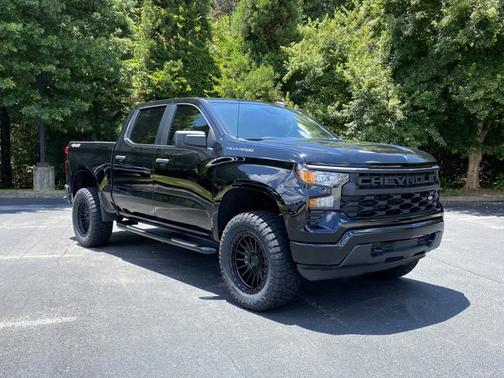 2024 Chevrolet Silverado 1500 Custom