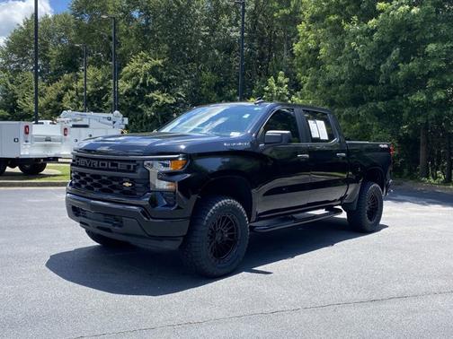 2024 Chevrolet Silverado 1500 Custom