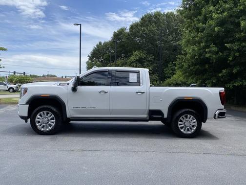 Summit White 2022 GMC Sierra 2500 Denali