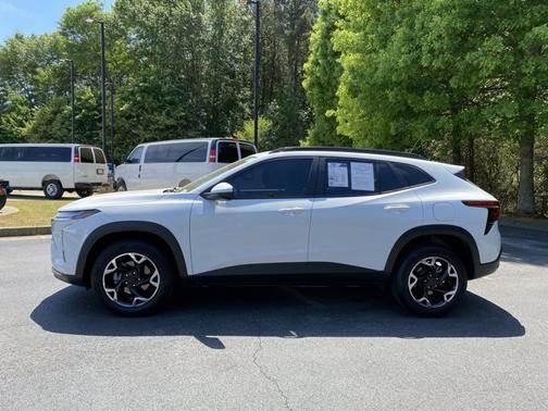 2024 Chevrolet Trax LT