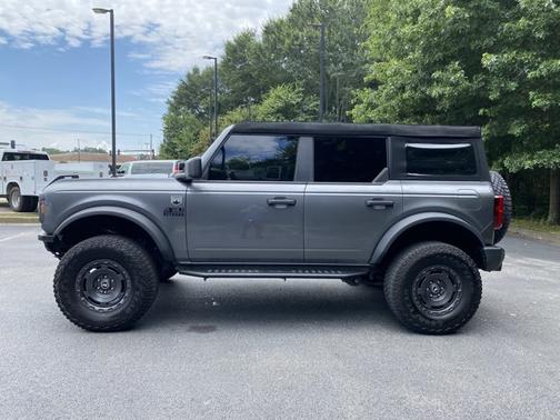 Carbonized Gray Metallic 2024 Ford Bronco Big Bend