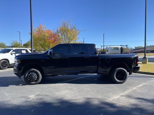 2024 RAM 3500 Laramie