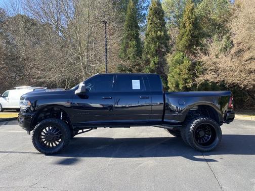 2024 RAM 3500 Laramie