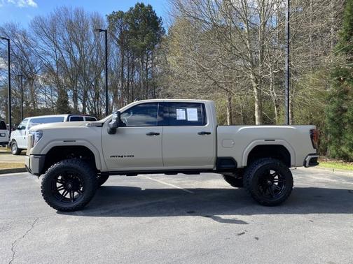 2024 GMC Sierra 2500 AT4