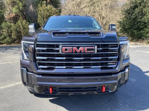 2024 GMC Sierra 2500 AT4