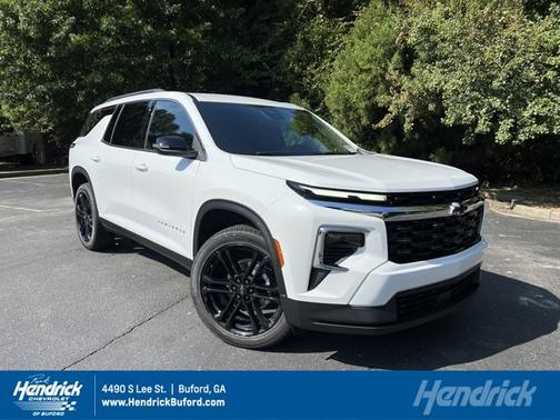 2026 Chevrolet Traverse FWD LT