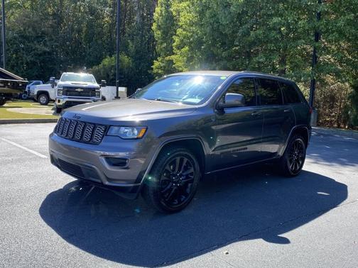 2017 Jeep Grand Cherokee Altitude
