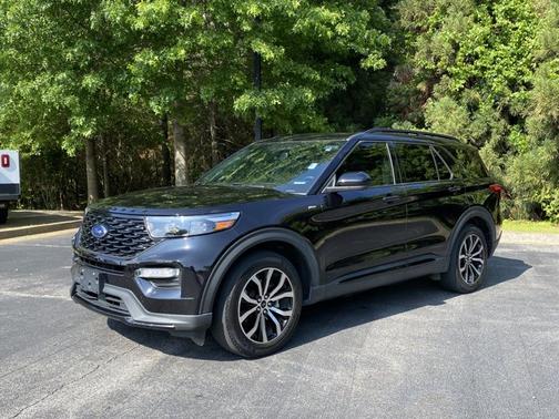 2022 Ford Explorer ST-Line