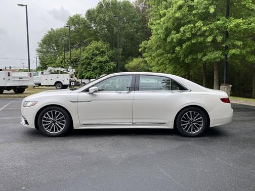 2017 Lincoln Continental Reserve