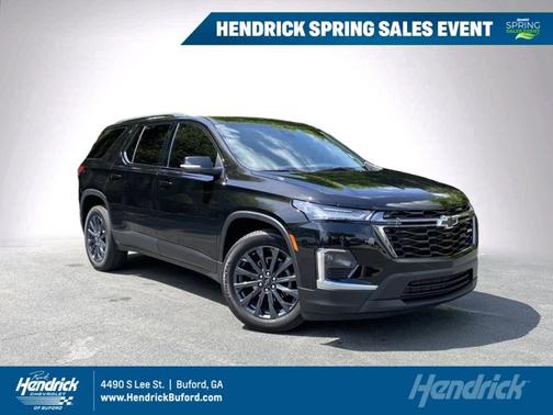 Mosaic Black Metallic 2023 Chevrolet Traverse RS