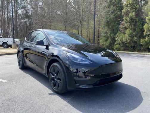 2025 Tesla Model Y Long Range