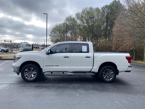 2019 Nissan Titan SL