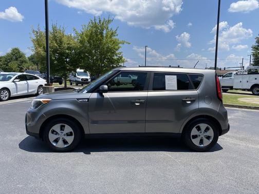 2016 Kia Soul Base