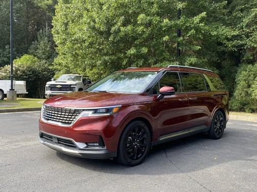 2023 Kia Carnival SX