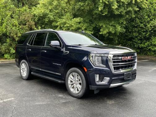 Midnight Blue Metallic 2021 GMC Yukon SLT