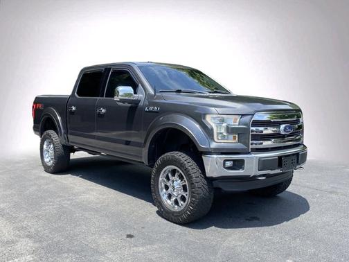 Magnetic Metallic 2016 Ford F-150 Lariat