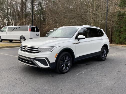 2023 Volkswagen Tiguan SE
