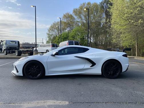 Arctic White 2025 Chevrolet Corvette 1LT