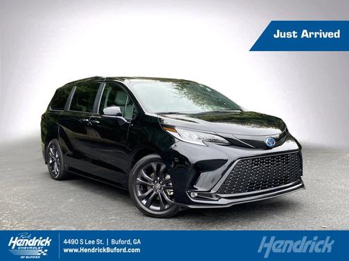 2025 Toyota Sienna XSE