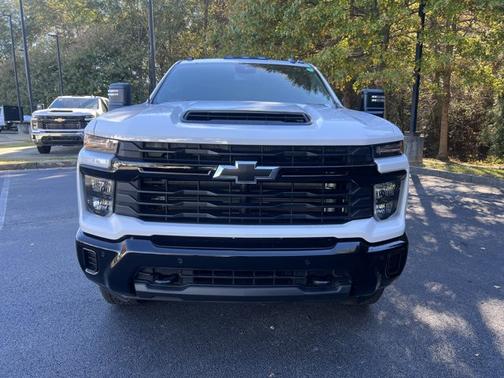 2026 Chevrolet Silverado 2500 Custom