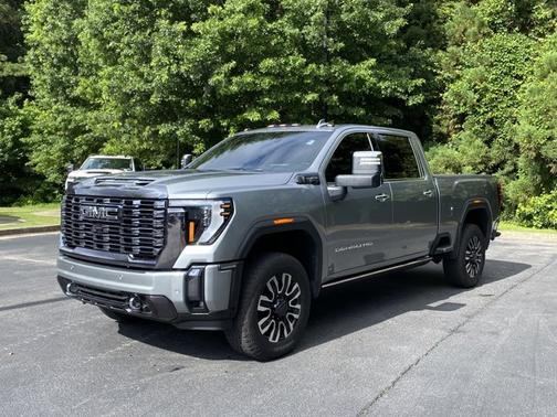 2024 GMC Sierra 2500 Denali